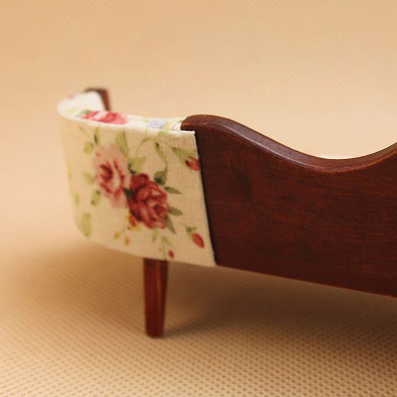 miniature dollhouse recliner