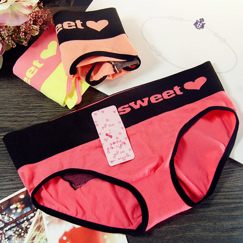 Cute Seamless Lingerie Women's Heart Cotton Briefs Panties Knickers