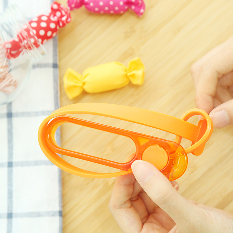 MULTIPURPOSE POWER GRIP JAR & BOTTLE OPENER ADJUSTABLE RUBBER STRAP