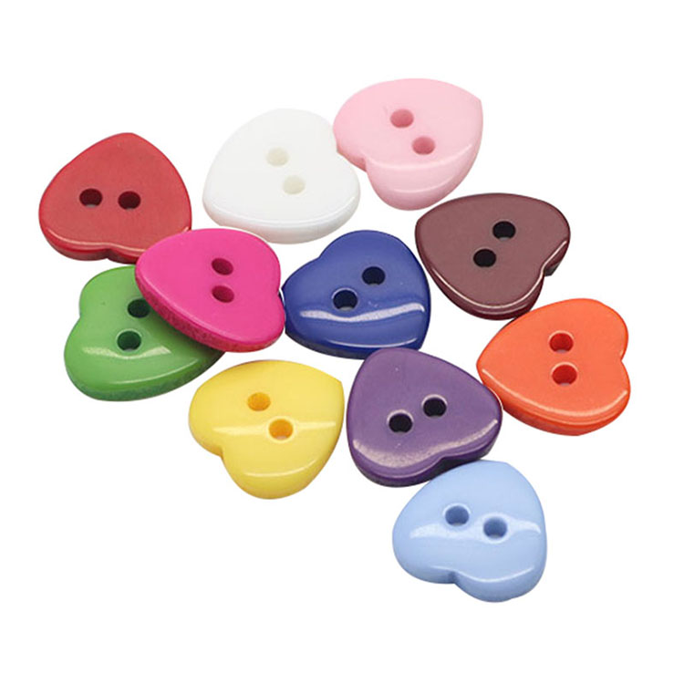 8 Knöpfe Herzform Knopf Button Kunststoff Kinderknöpfe Blusenknopf Hemd