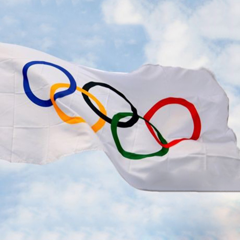 Купить ои. Олимпийский флаг. Флаг Олимпик. Кольцо для флага. Олимпийская из полиэстера.