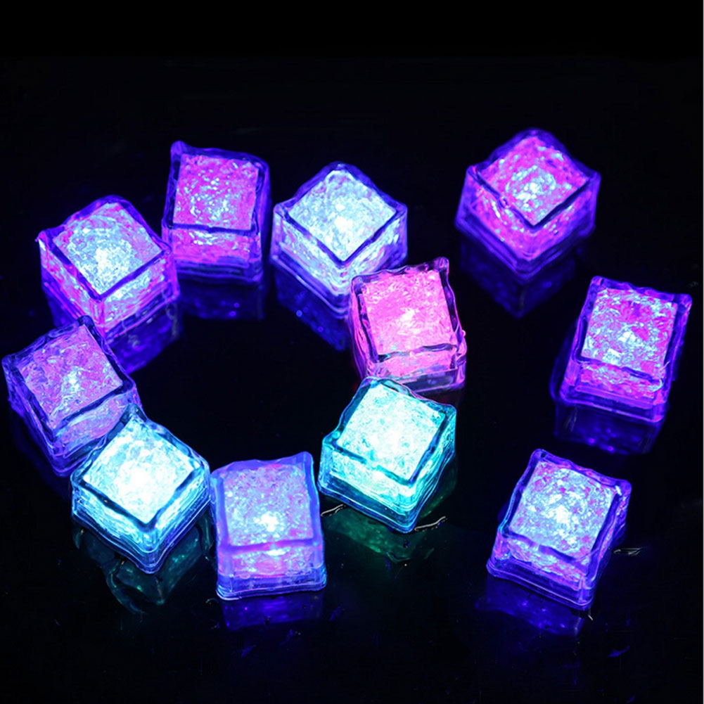 Креативная маленькая игрушка кубик льда с водяными светодиодами игрушки 