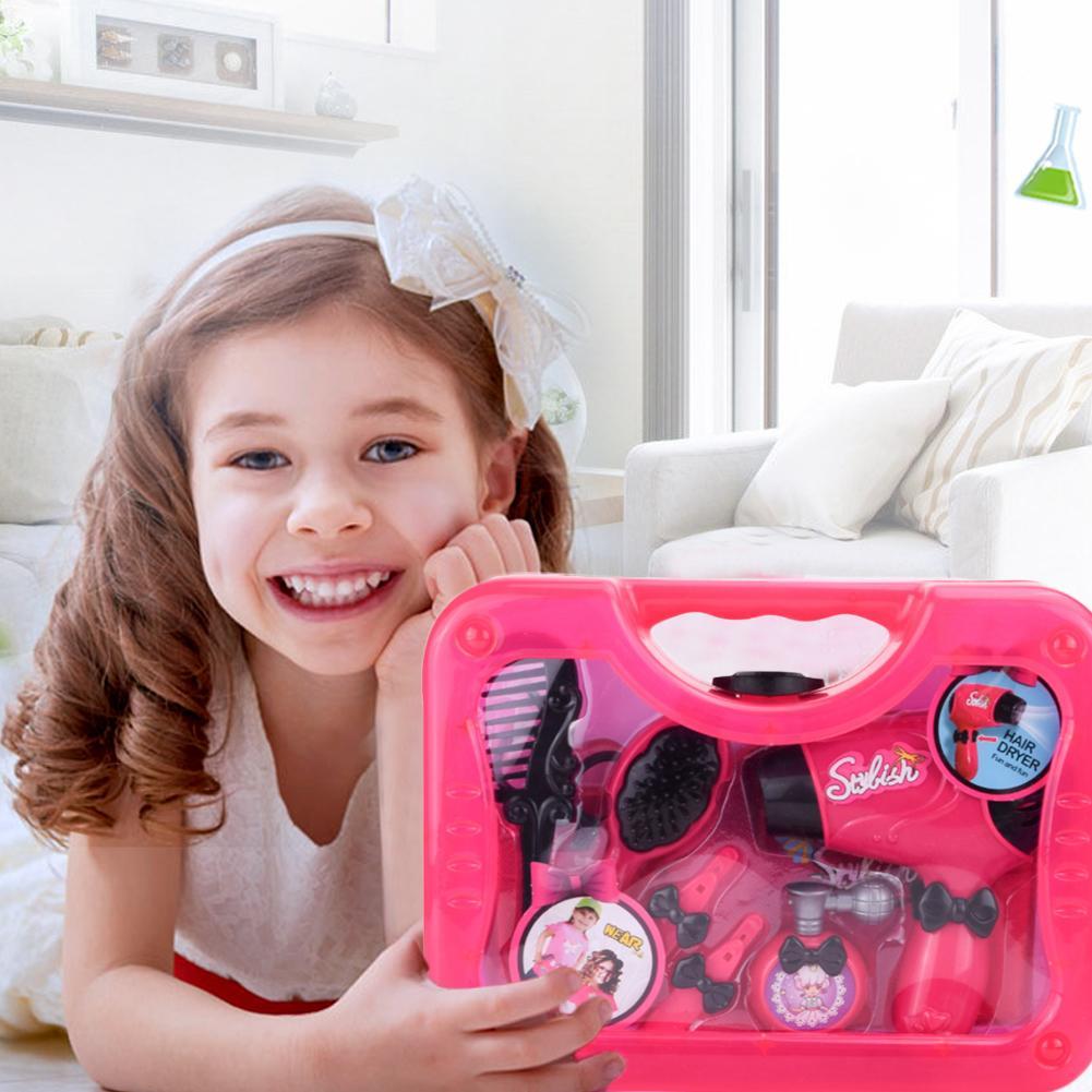 pretend play hairdresser