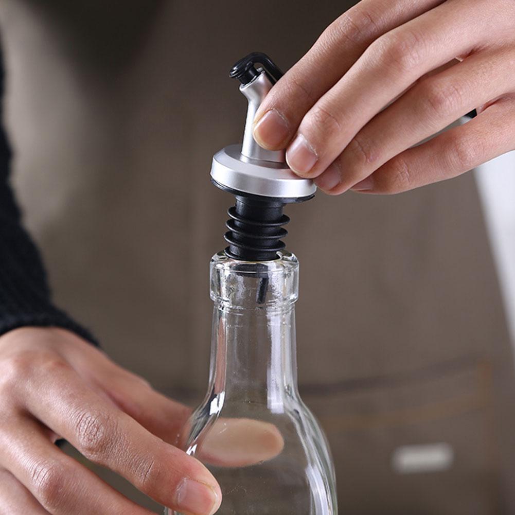 Oil Spout Bottle Stopper Wine Stopper Soy Sauce Vinegar Cork Kitchen Tool NEW