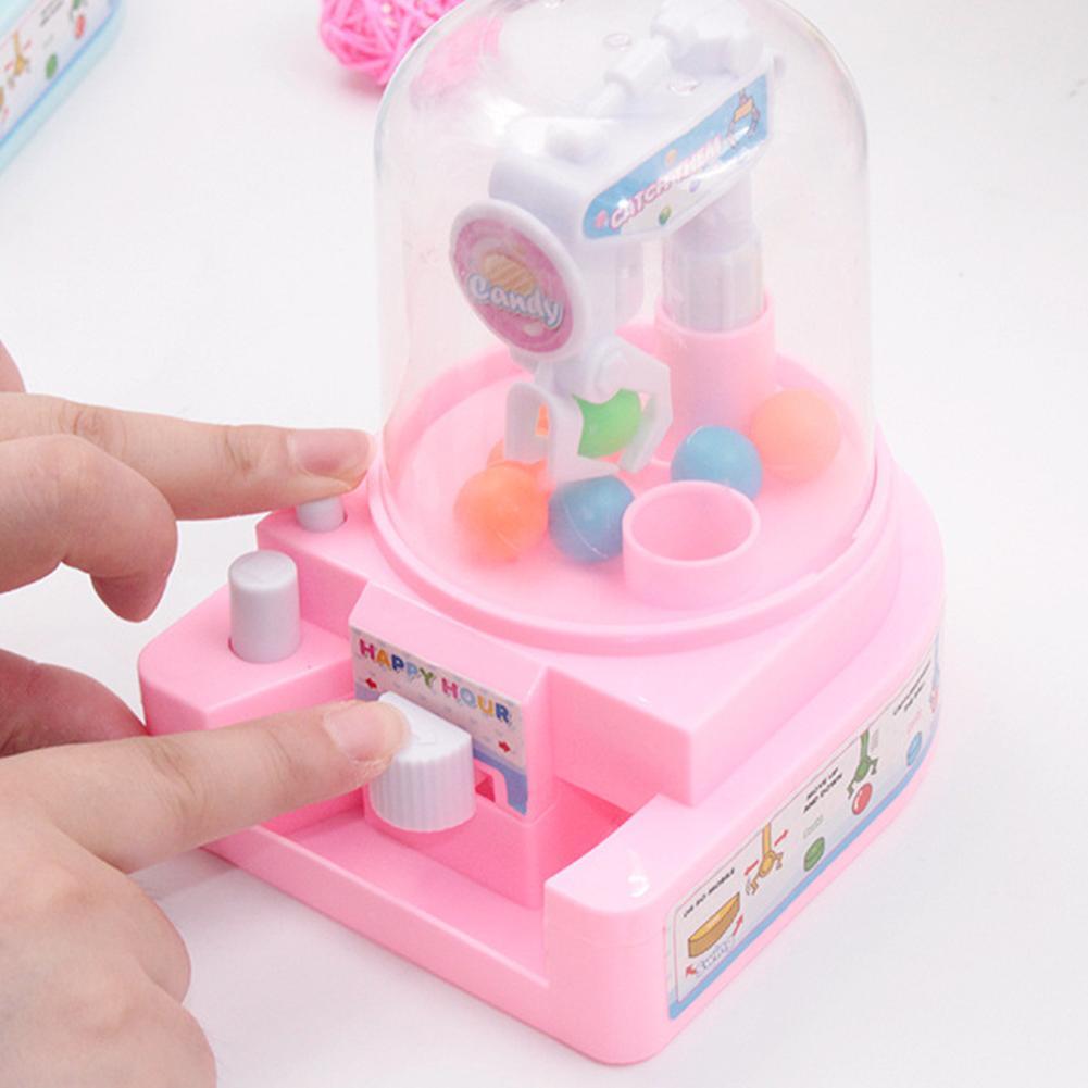Mini Claw Machine Dolls Balls Catcher Desktop Interactive Crane Toys Clip I3L9