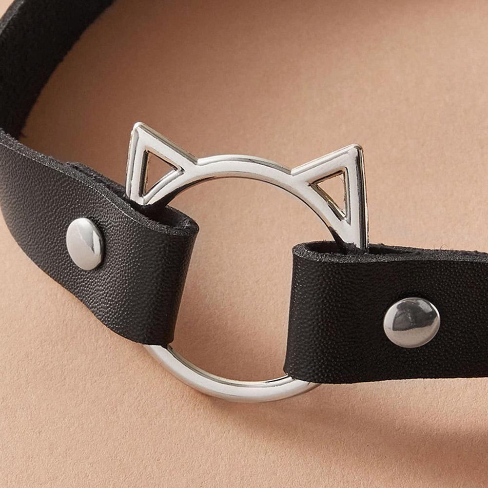 thumbnail image 5 of Ruifaya Gargantilla de cuero sintético con forma de corazón para mujer, estilo punk, gótico, con cadena de joyería, 5 of 7