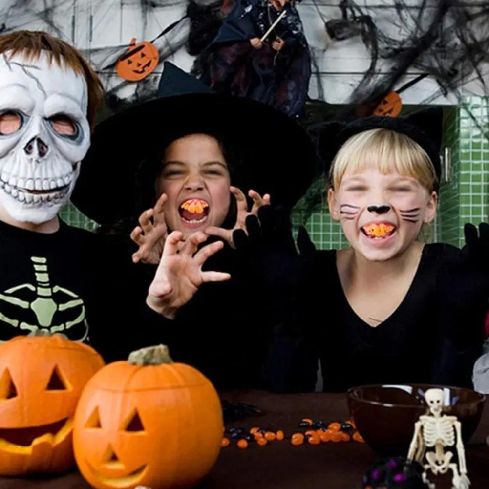 thumbnail image 4 of Wartleves Disfraz de dientes falsos para Halloween, juguete divertido para decorar con dientes falsos, 4 of 7