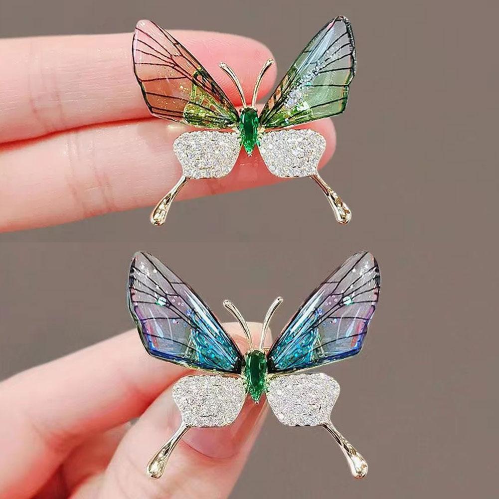 thumbnail image 2 of Ruifaya Broche de mariposa de lujo con alas de acrílico transparente, 2 of 7