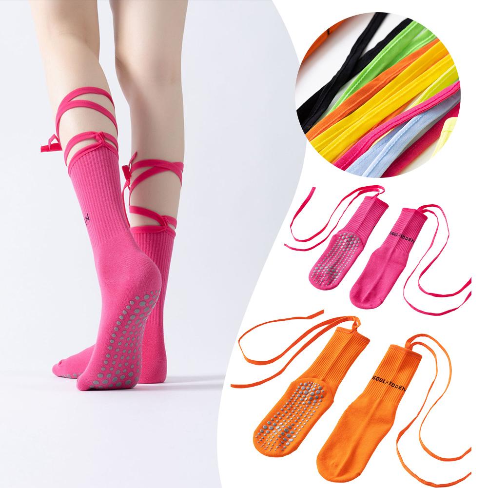 thumbnail image 2 of SGACAI Calcetines de yoga con tiras Calcetines de baile versátiles Calcetines deportivos y de fitness Pilates, 2 of 7