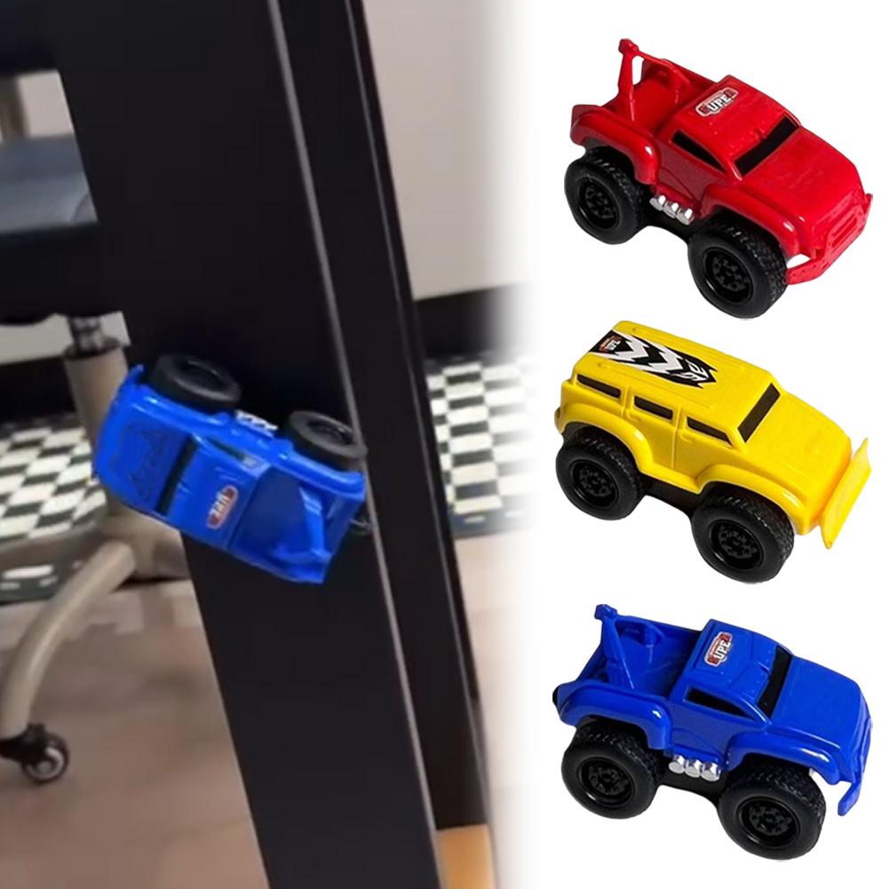 thumbnail image 3 of Ruifaya Coche de escalada de pared antigravedad para niños, coche de juguete de inercia con levitación magnética, 3 of 7