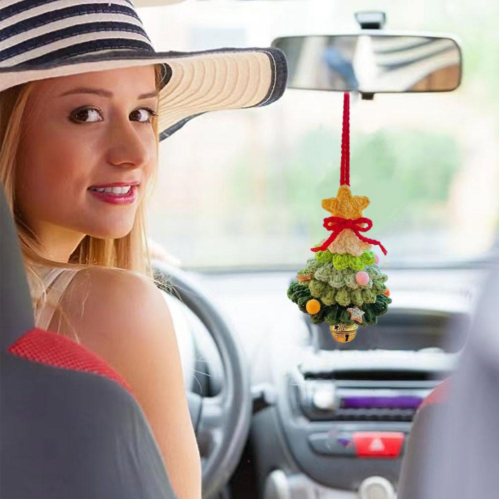 thumbnail image 3 of Wartleves Lindos accesorios de crochet para el auto para mujeres Adorno colgante para el auto con plantas tejidas W5, 3 of 7