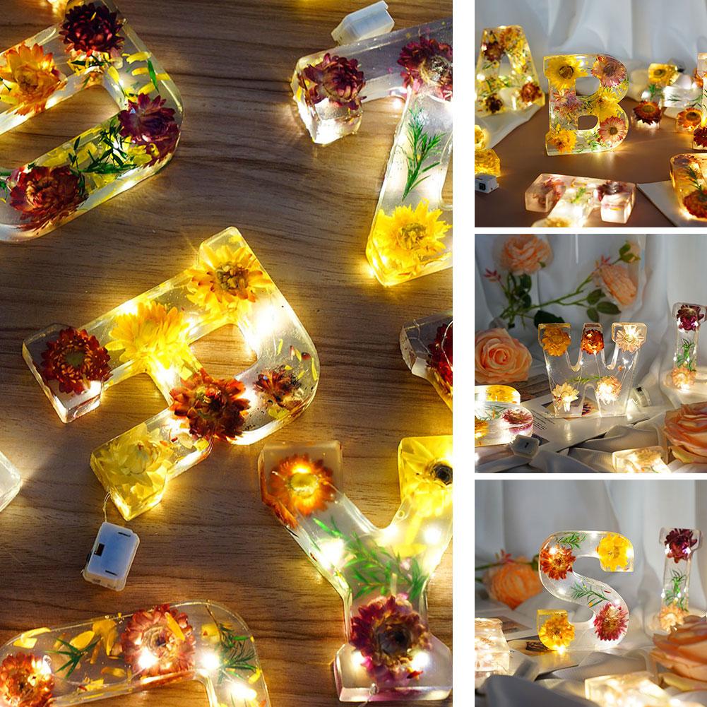 thumbnail image 4 of Wartleves Letra de resina con flores prensadas y luz LED, luces de noche florales, día NUEVO, 4 of 7