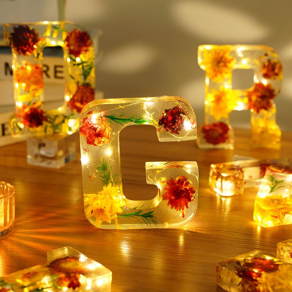 thumbnail image 2 of Wartleves Letra de resina con flores prensadas y luz LED, luces de noche florales, día NUEVO, 2 of 7