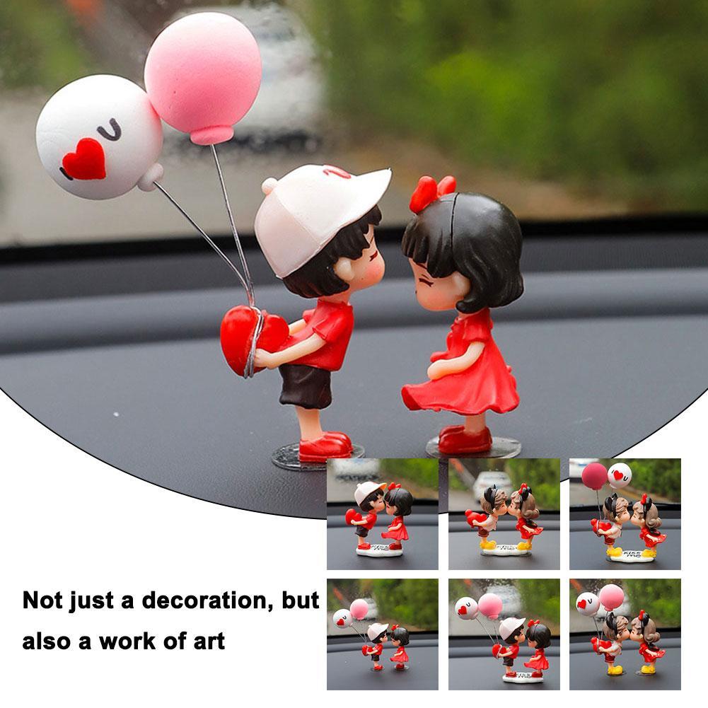 thumbnail image 4 of Ruifaya Lindos adornos de dibujos animados para coche, decoración para pareja de enamorados, tablero de instrumentos, decoración del hogar, figura, 4 of 7