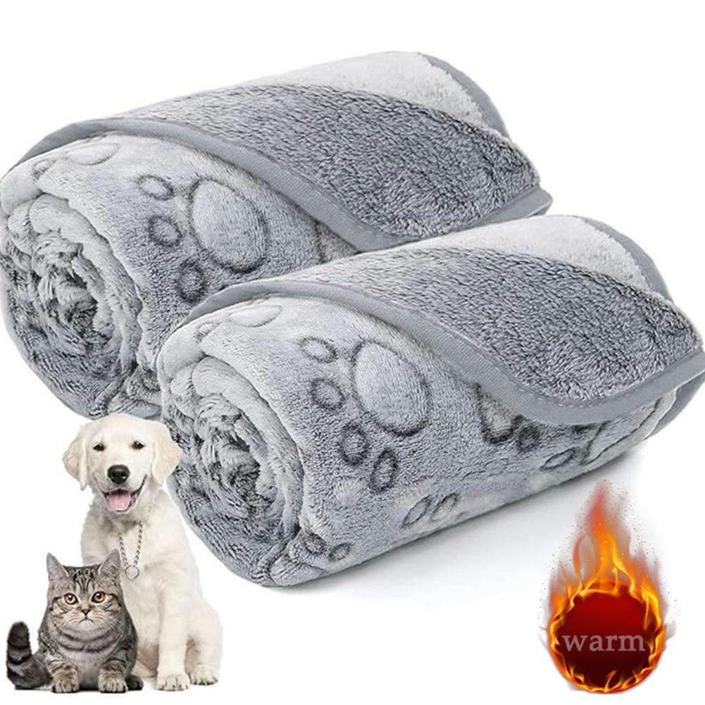 thumbnail image 2 of SGACAI Manta suave y esponjosa de alta calidad para mascotas, linda manta con estampado de patas para perros, tapete para mascotas, caliente V6, 2 of 7