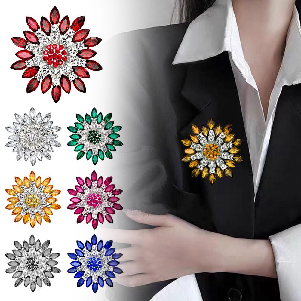 thumbnail image 3 of SGACAI Broche de mujer, broche de flores, broche de cristal con diamantes de imitación, joyería para fiesta de bodas, 3 of 7