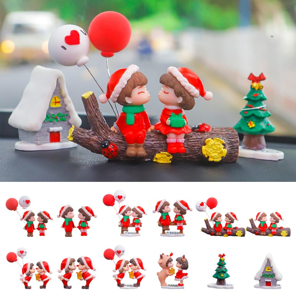 thumbnail image 3 of Wartleves Figuras de pareja de dibujos animados navideños, adorno para el interior del coche, regalo para el salpicadero R8, 3 of 7