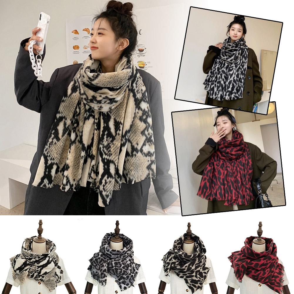 thumbnail image 3 of Ruifaya Bufanda de mujer suave con estampado de leopardo, bufanda de invierno para viajes y fiestas, cálida π D1P2, 3 of 7