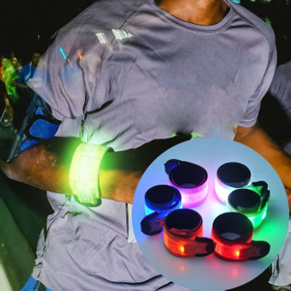 thumbnail image 3 of Wartleves Brazaletes LED para correr, 1 paquete de luces para correr para corredores recargables, las mejores, 3 of 7