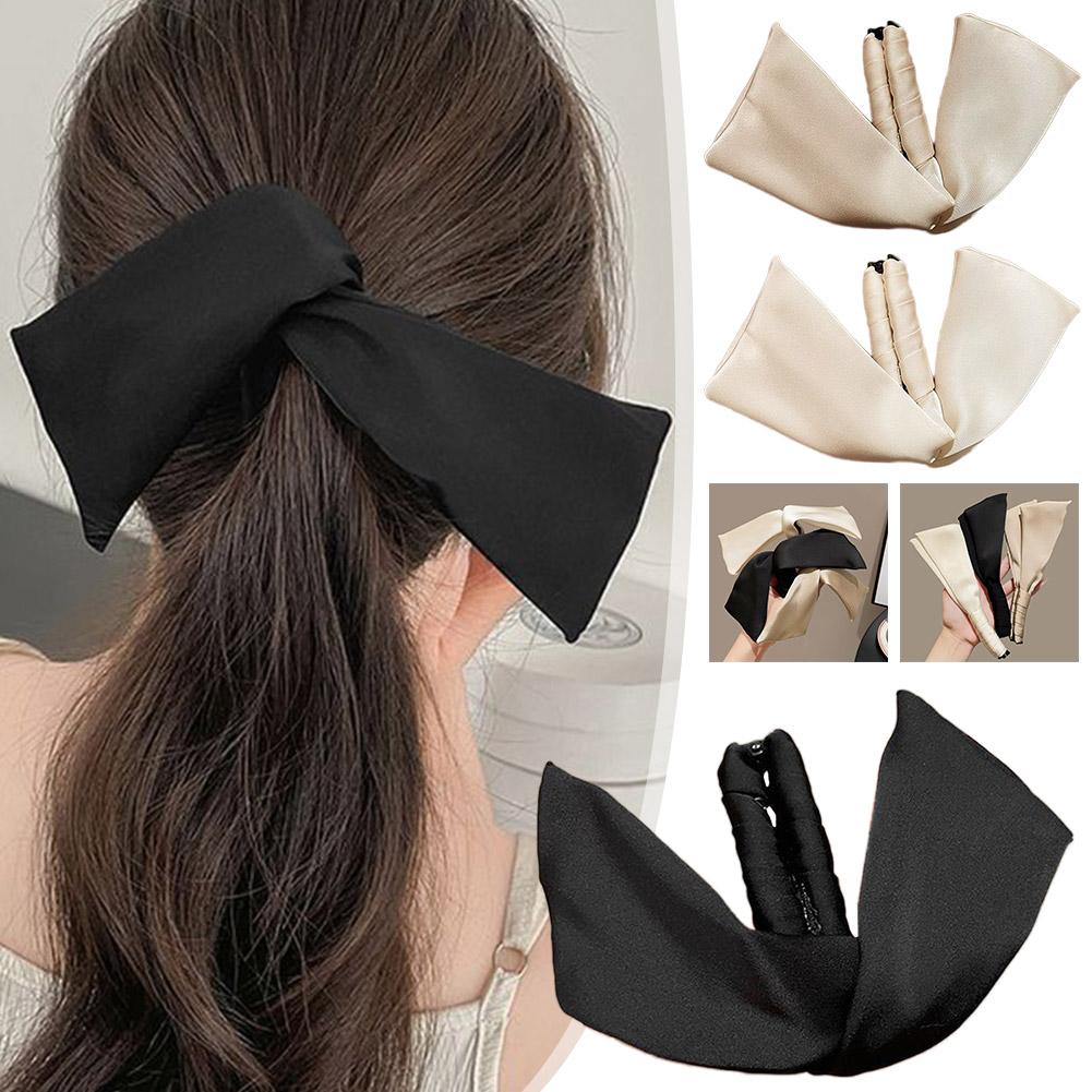 thumbnail image 2 of SGACAI Pinzas para el pelo con forma de plátano y orejas de conejo para niñas, horquillas delicadas para el cabello para damas, acceso al cabello en EE. UU., 2 of 7