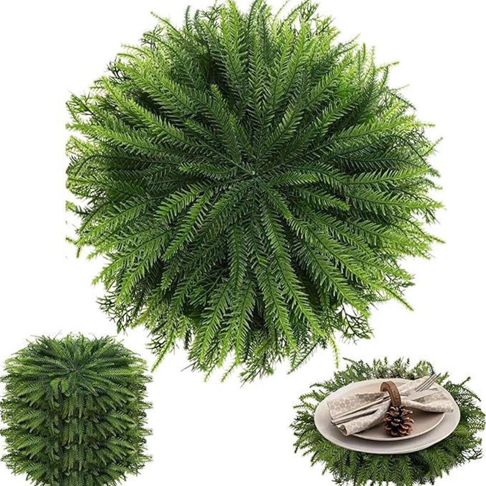 thumbnail image 3 of SGACAI Manteles individuales navideños de 15 pulgadas, manteles individuales redondos grandes con ramas de pino artificiales, 3 of 7