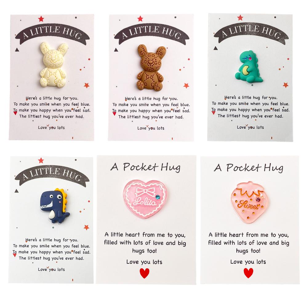 thumbnail image 4 of Ruifaya 2/6 tarjetas de abrazo de bolsillo para el día de San Valentín, tarjeta de regalo de festival de resina hecha a mano, 4 of 7